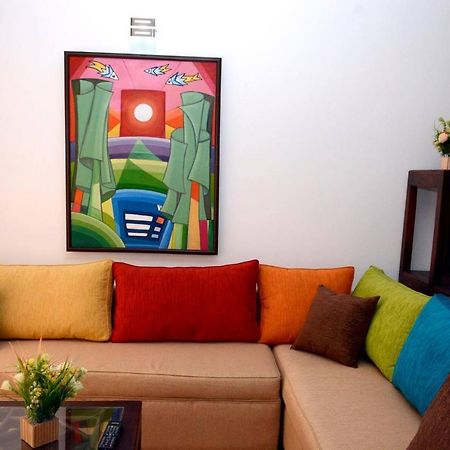 נוארה אליה The Grand Royal Luxury Apartment מראה חיצוני תמונה