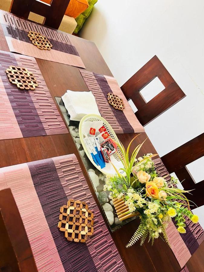 נוארה אליה The Grand Royal Luxury Apartment מראה חיצוני תמונה