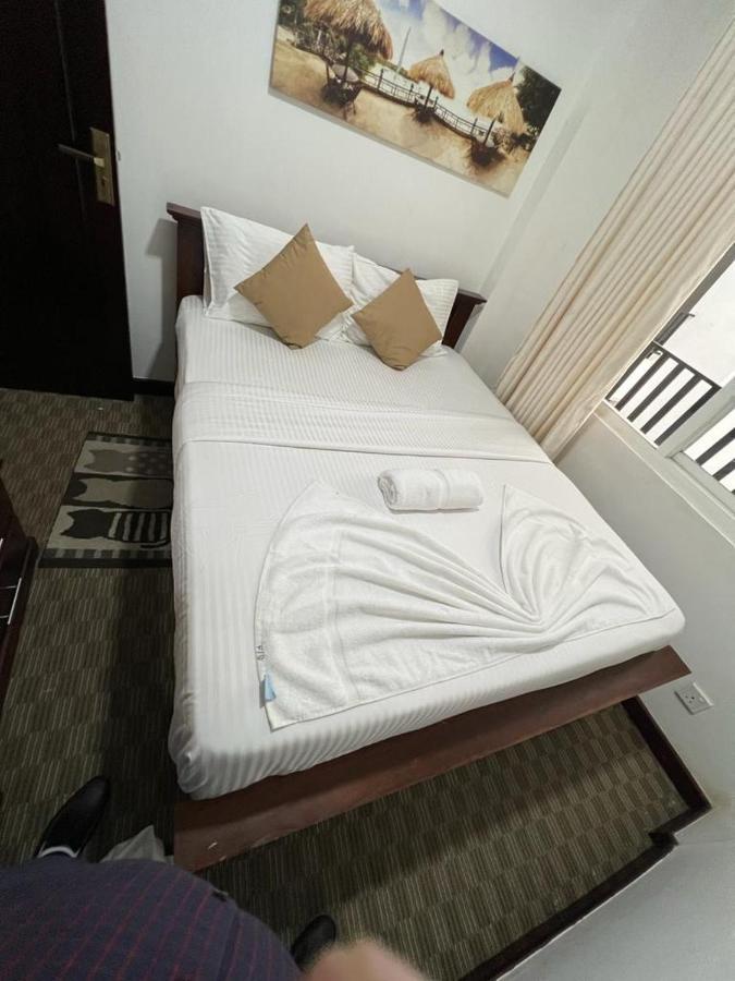 נוארה אליה The Grand Royal Luxury Apartment מראה חיצוני תמונה